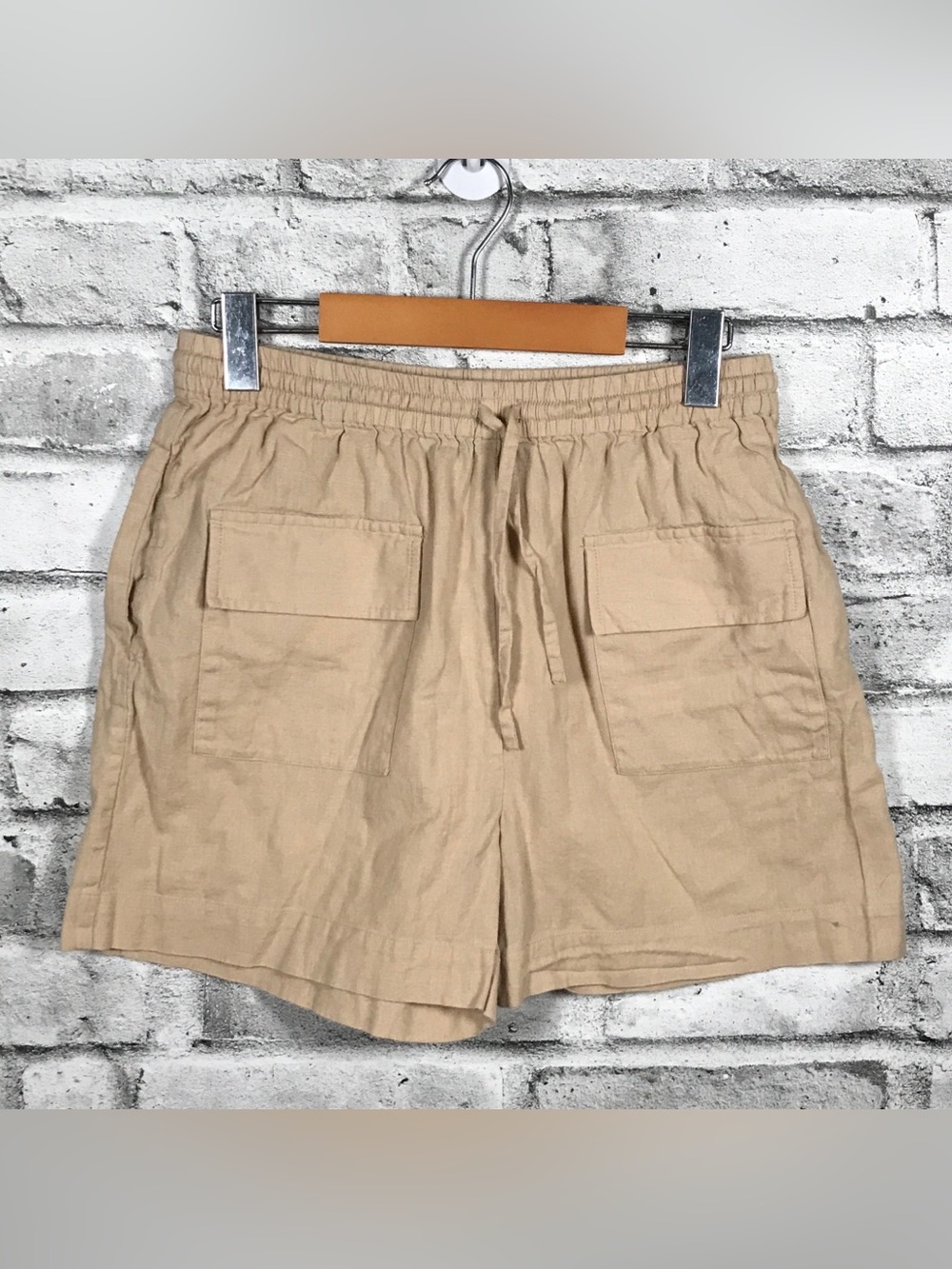 Pieces Elasticized drawstring Waist Shorts.  M